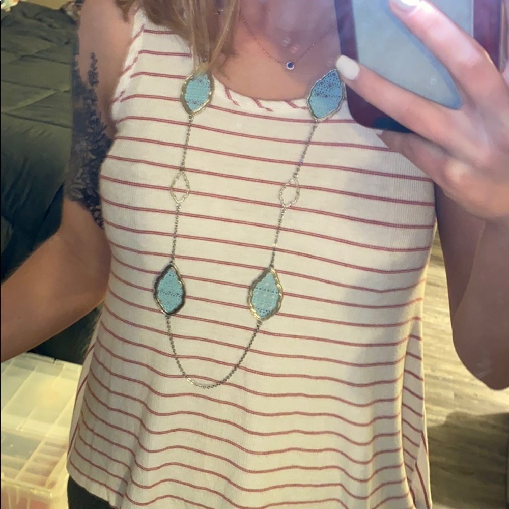 Beautiful long necklace - Picture 2 of 3